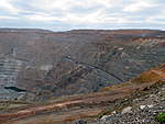 Click image for larger version

Name:	170501 013 Kalgoorlie Super Pit.jpg
Views:	145
Size:	45.2 KB
ID:	7853